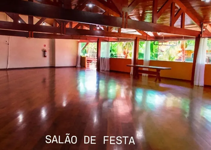 Hotel Camburi Praia