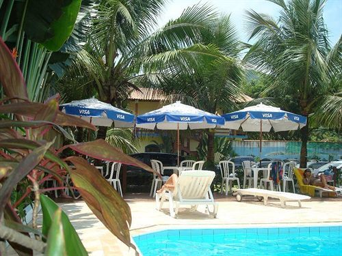 Hotel Camburi 3*